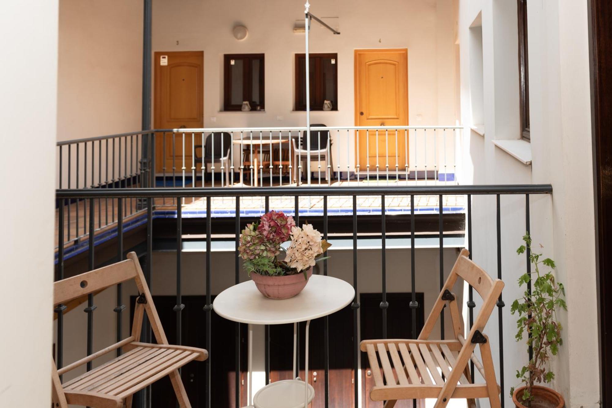 Charming & Quiet Apartment In Plaza Del Salvador Sevilla Exterior foto